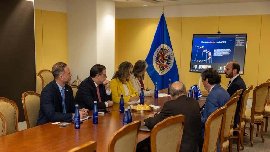 República Dominicana avanza con programa de IA para mipymes