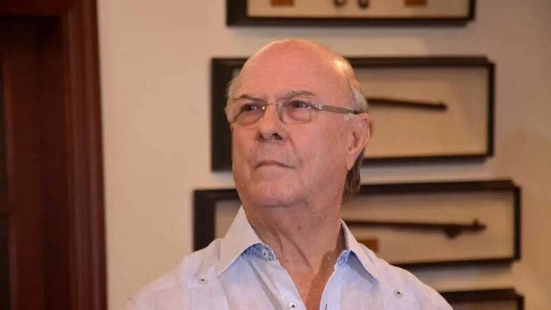 Hipólito Mejía apoya regulación de encuestas políticas por la JCE