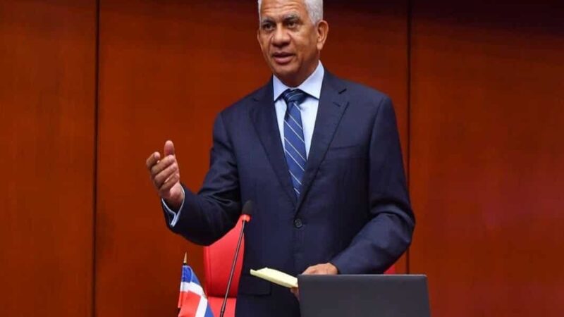 Ricardo de los Santos llama a motoconchistas a la calma y regulación