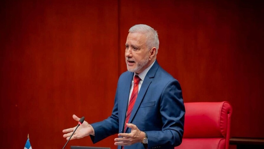 El impacto de la renuncia de Antonio Taveras al PRM en su cargo de senador