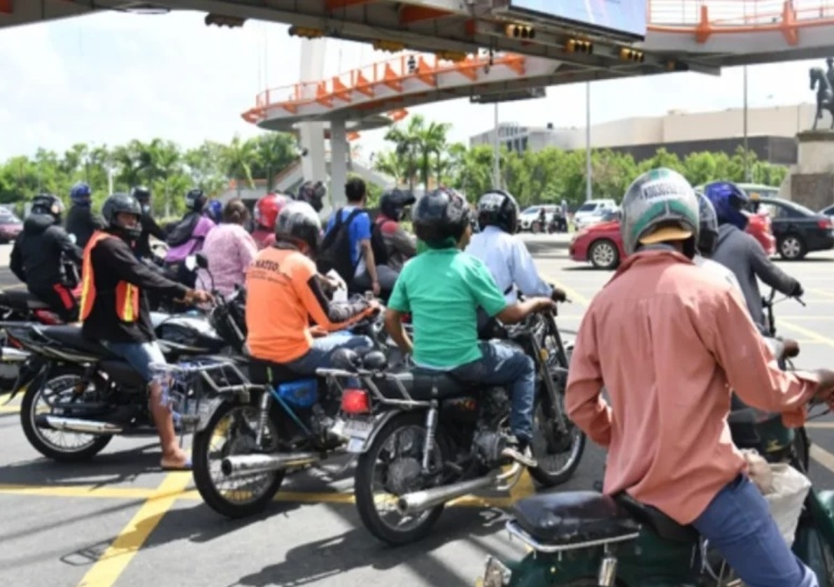 Gobierno intensifica medidas contra motoristas que violan normas de tránsito
