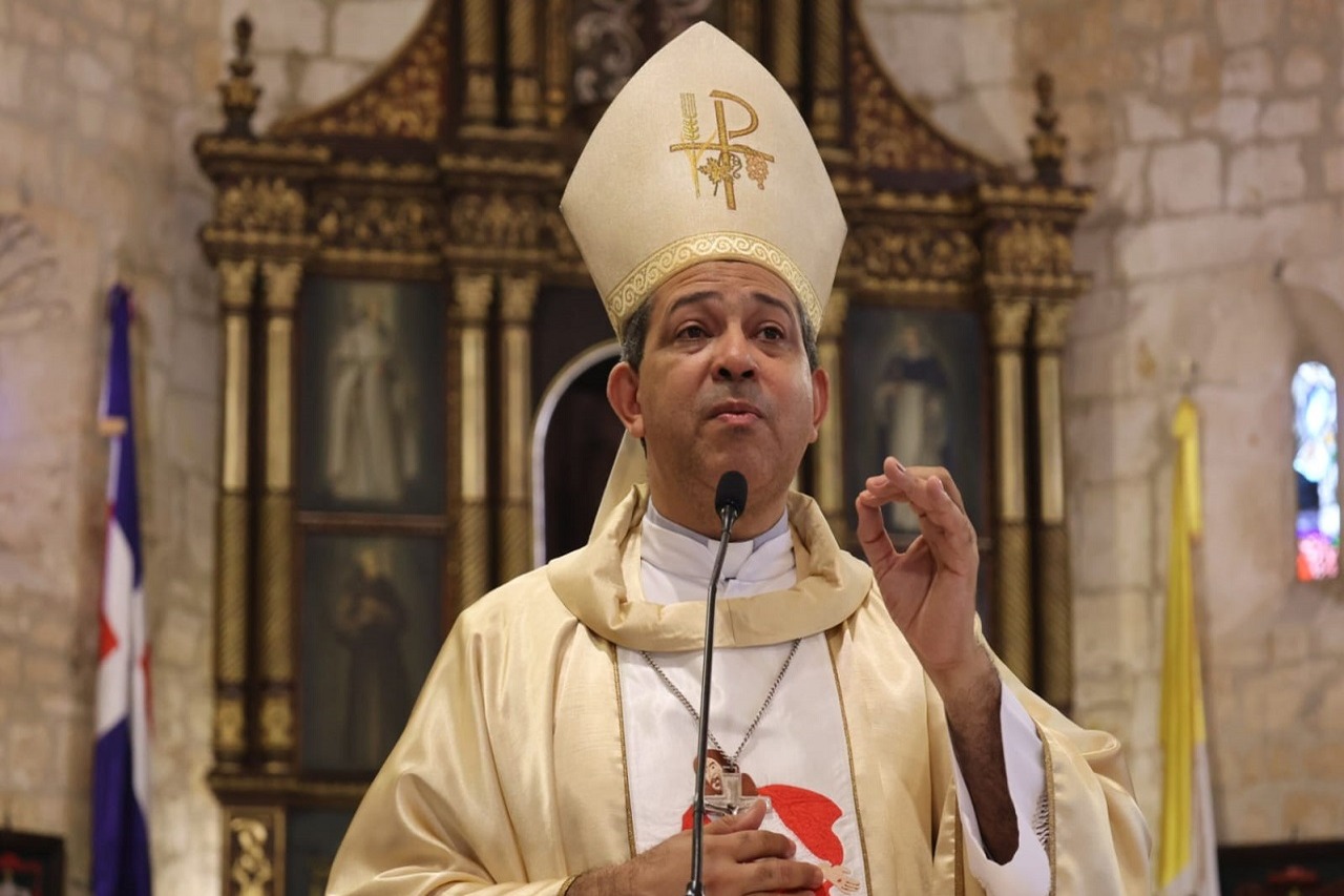 Monseñor Carlos Morel Diplán se reunirá con el Papa León XIV en el Vaticano