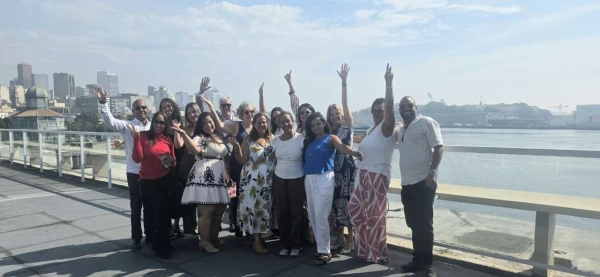 Consulado en Río de Janeiro celebra emotivo homenaje a madres dominicanas