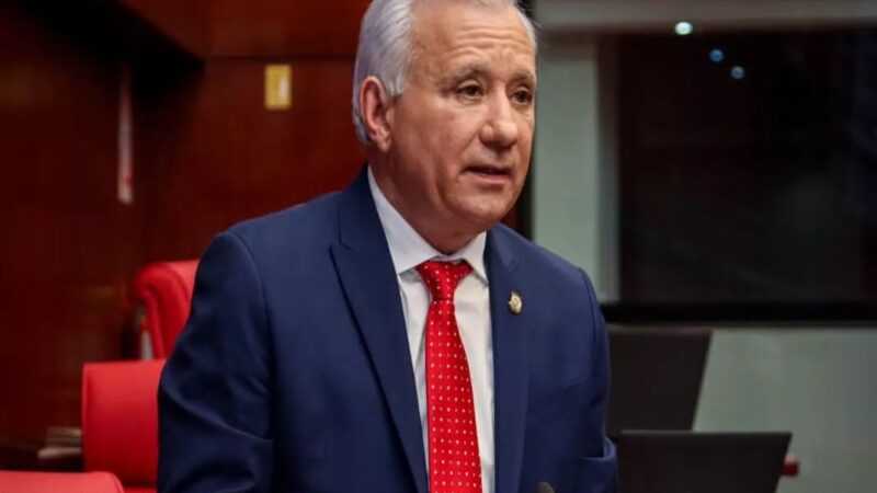Antonio Taveras Guzmán se separa del PRM y critica falta de reformas