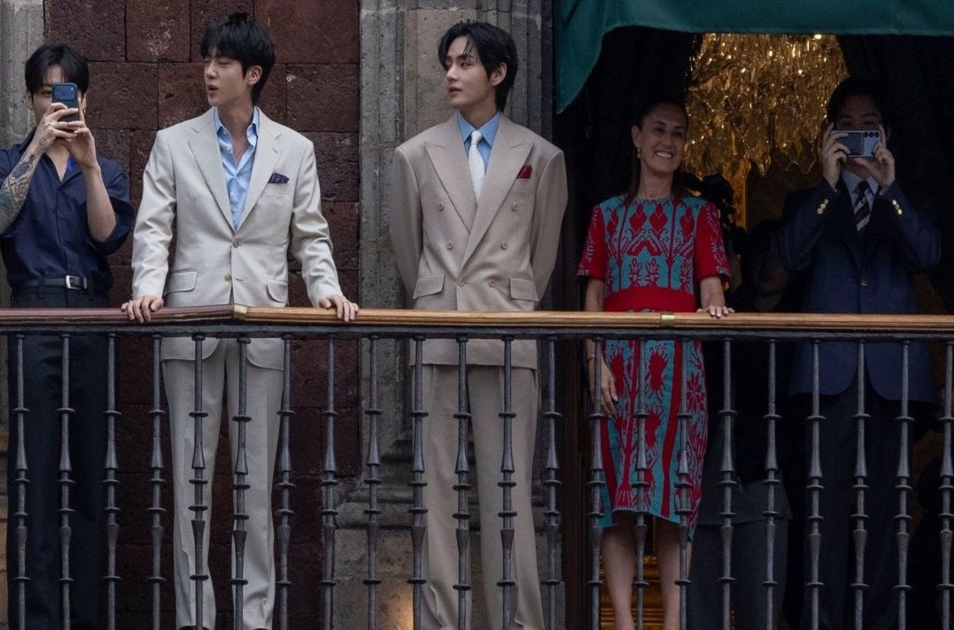 BTS comparte imágenes exclusivas de su visita al Palacio Nacional en México