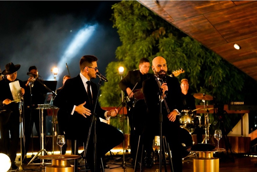 Los Omares lanzan grabaciones en vivo del álbum “Vida” en YouTube