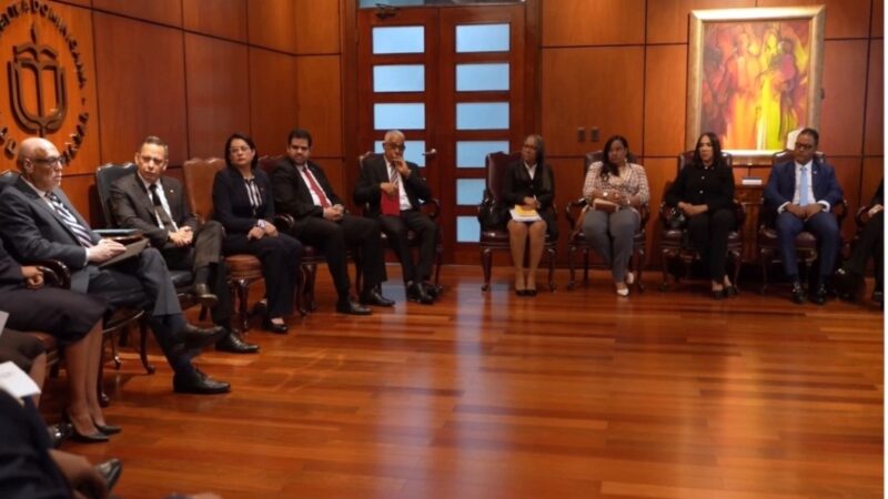 Aumento salarial para jueces y personal administrativo del Poder Judicial dominicano