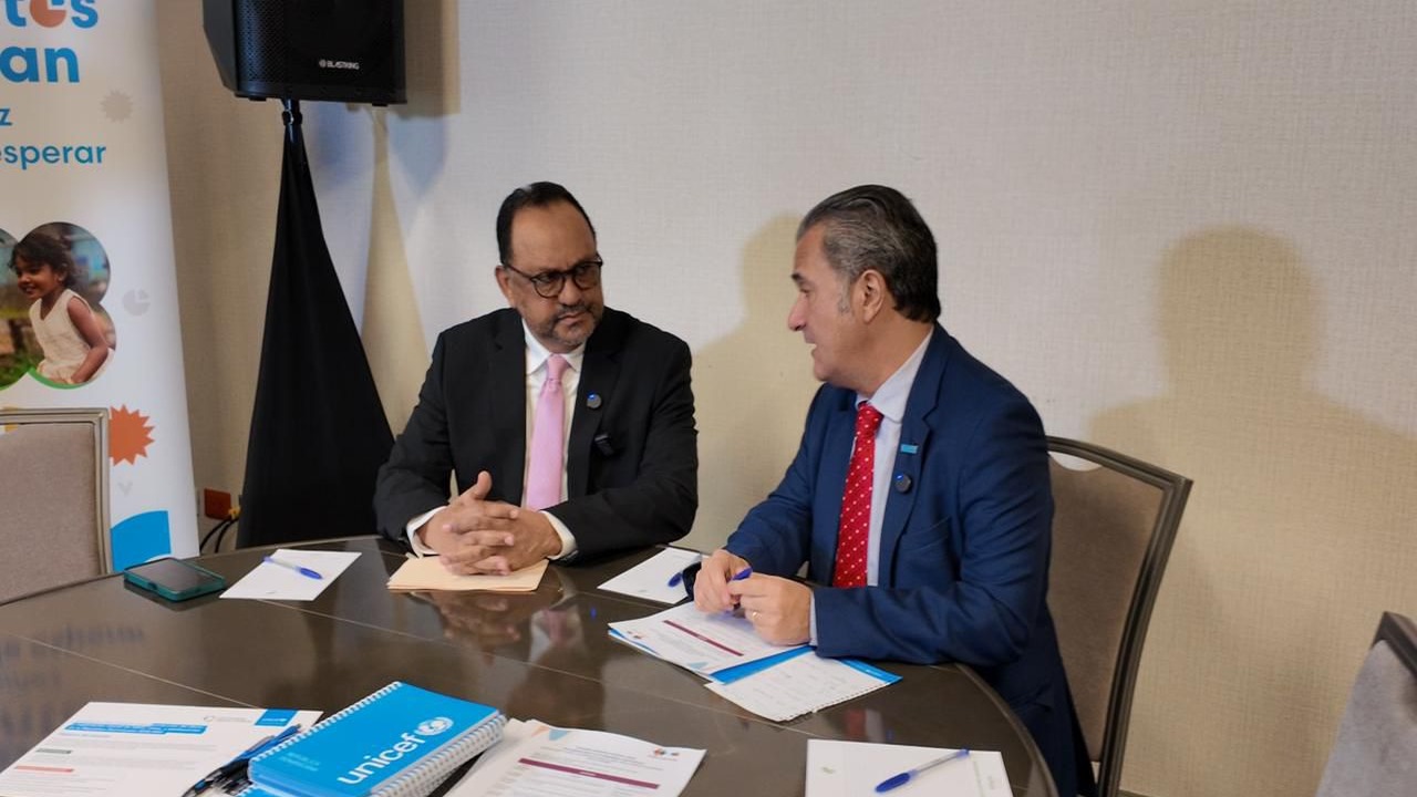 Preocupante inseguridad digital entre adolescentes dominicanos, alerta Unicef