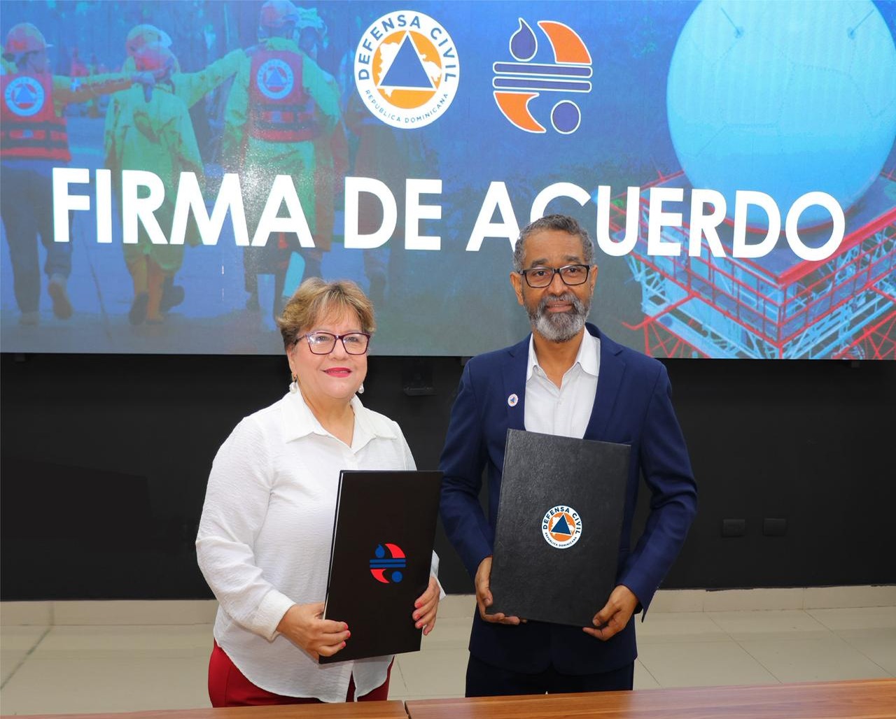 Defensa Civil y Meteorología instalan estaciones para monitorear lluvias en todo el país