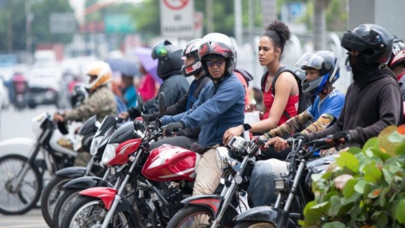 Expansión de motocicletas domina el tránsito mientras crecen los conflictos viales