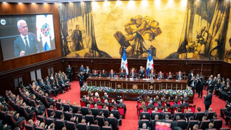 Debaten sobre la asignación de fondos a partidos políticos en República Dominicana