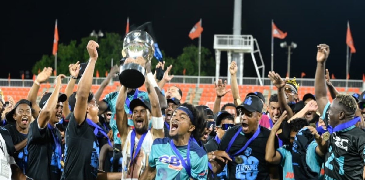 Salcedo FC hace historia al conquistar la LDF en su temporada debut