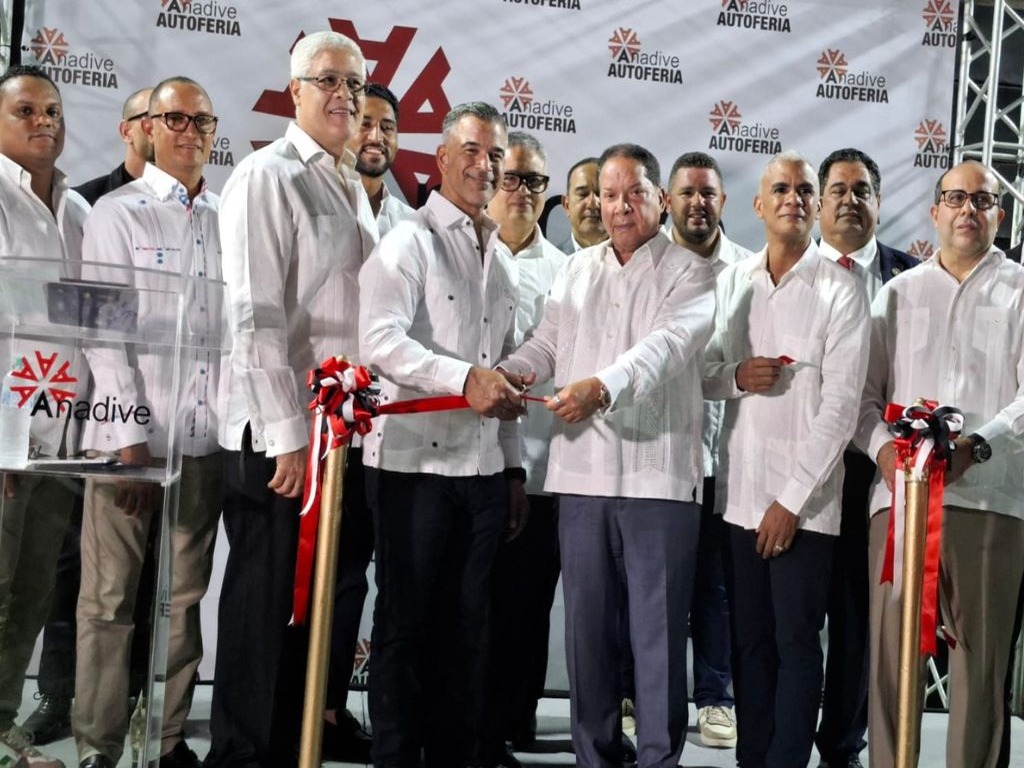 Inicia la Autoferia 2026 de ANADIVE en la Ciudad Ganadera