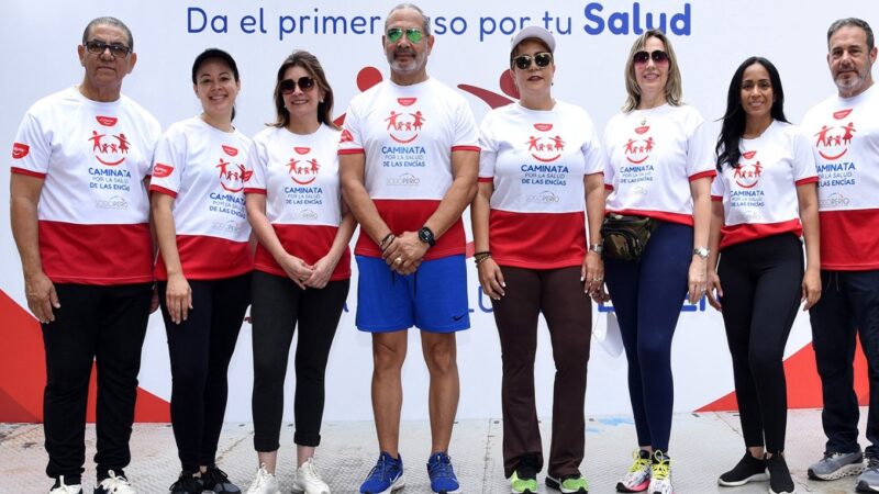 Colgate-Palmolive y Sodoperio promueven salud bucal con caminata en Santo Domingo