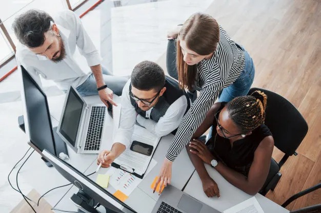 Jóvenes empresarios critican reforma laboral por su impacto negativo en emprendimientos y MIPYMES