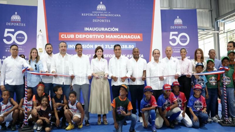 Entregan moderno multiuso en el Club Manganagua para impulsar el deporte comunitario