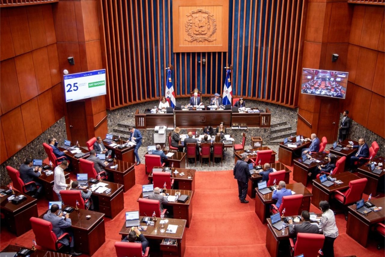 Senado sanciona reforma a ley de partidos para mejorar control financiero