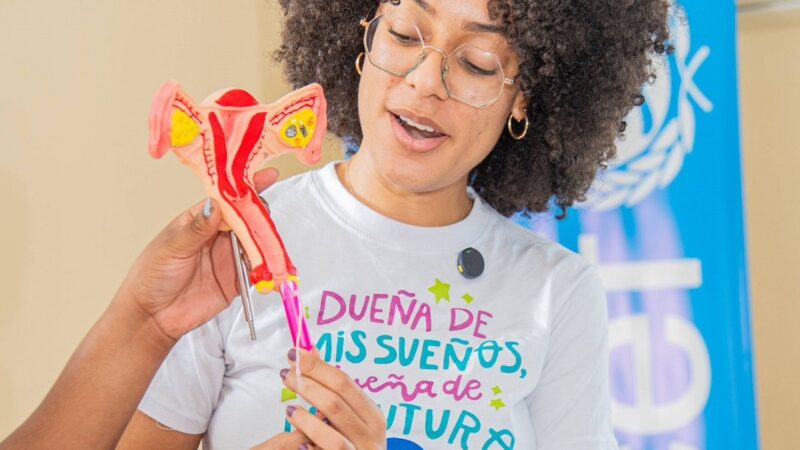 Unicef alerta sobre el impacto del ausentismo escolar por menstruación en República Dominicana