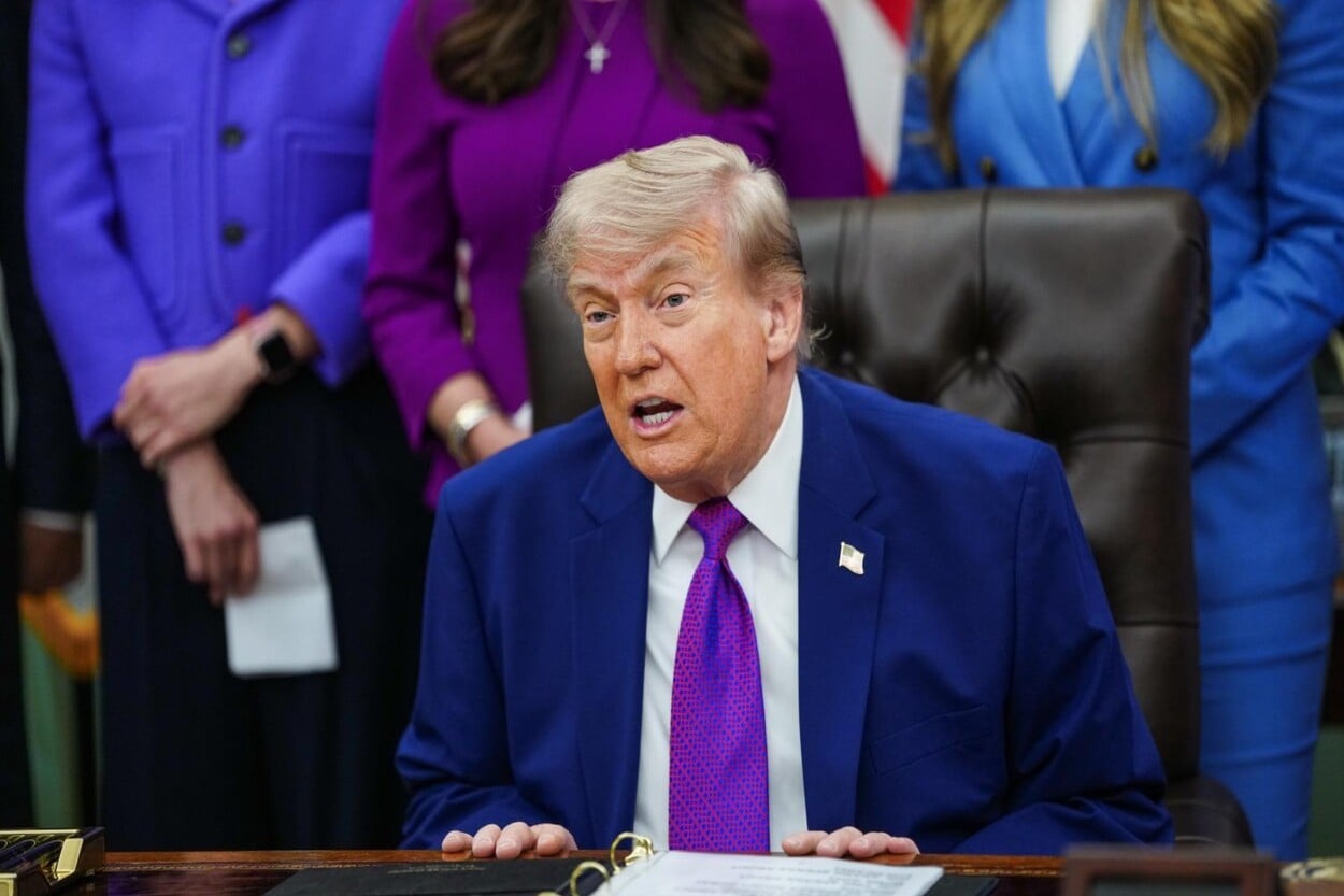 Trump reafirma decisión de abandonar la OMS durante brote de hantavirus