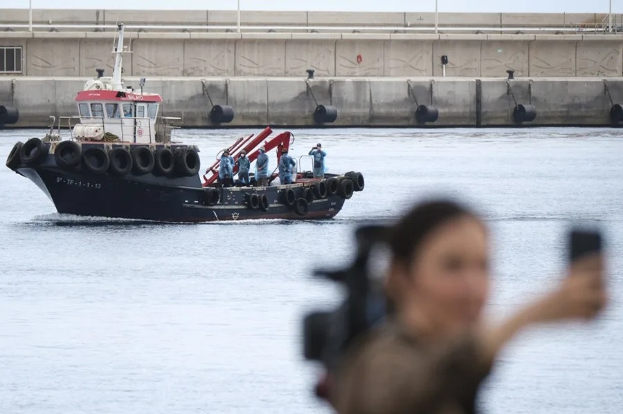 España y la OMS completan el desembarco del crucero Hondius tras brote de hantavirus