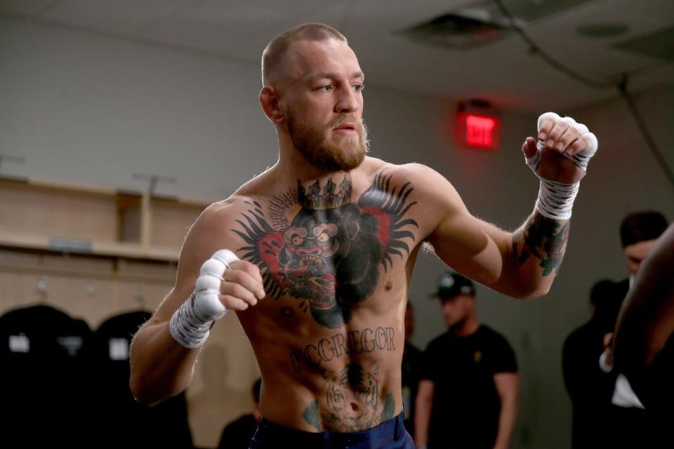 Conor McGregor regresa al octágono para enfrentar a Max Holloway en UFC