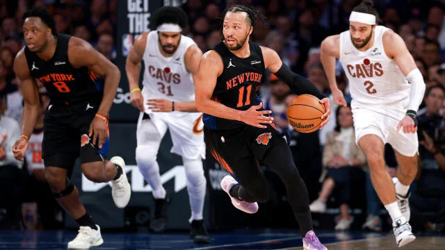 Knicks arrollan a Cavaliers y avanzan a las Finales del Este