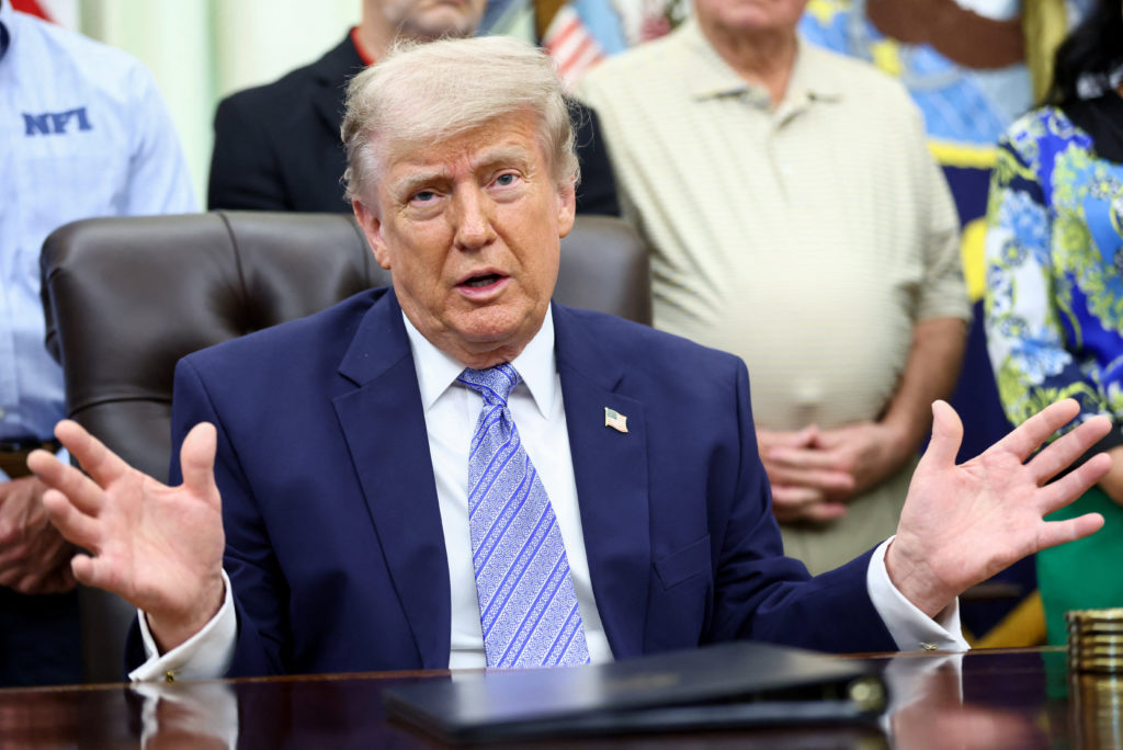 Trump Insta a Irán e Israel a Detener Enfrentamientos y Buscar la Paz