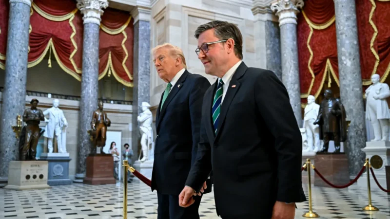 Trump traslada reunión de gabinete a la Casa Blanca por inclemencias del tiempo