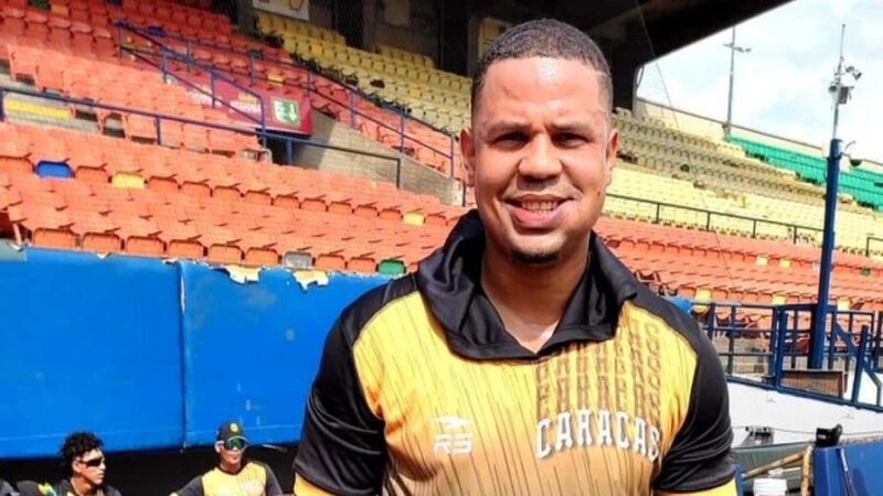 Isaías Tejeda Experiencia el Sismo en Venezuela Durante Partido de Béisbol