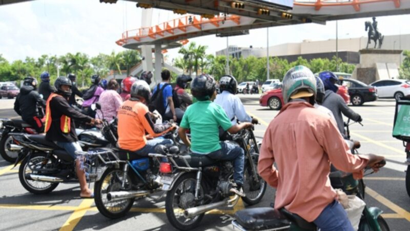 Desafíos en la aplicación de la ley de tránsito para motoristas