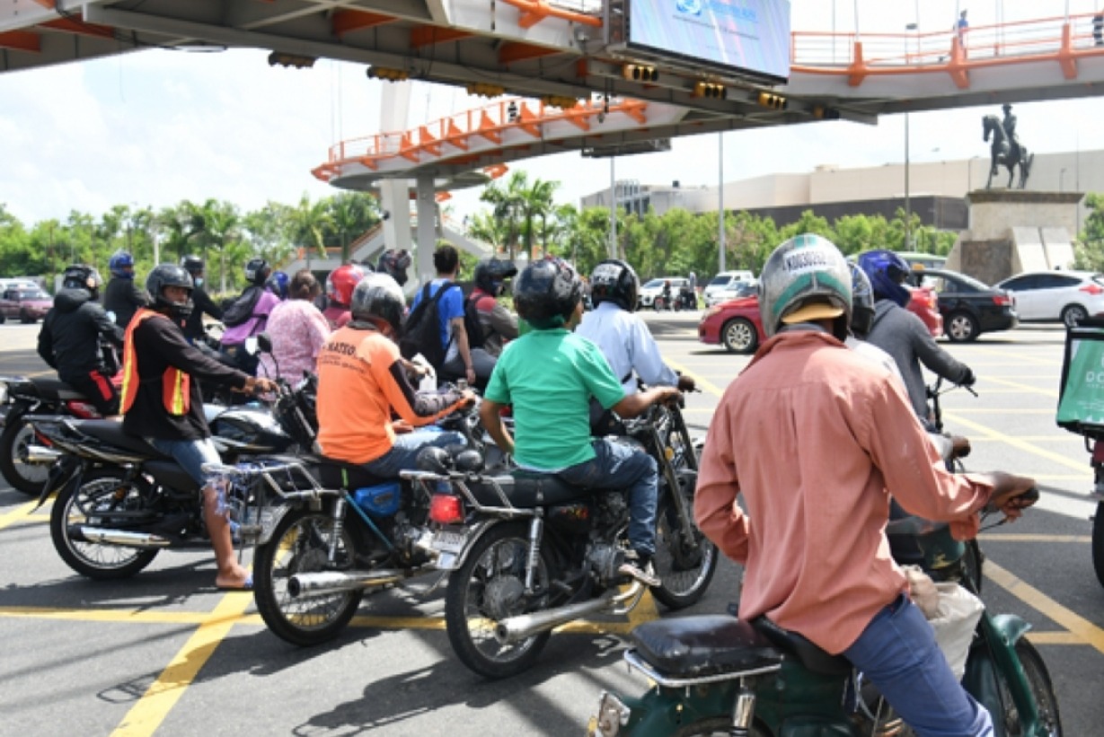 Desafíos en la aplicación de la ley de tránsito para motoristas