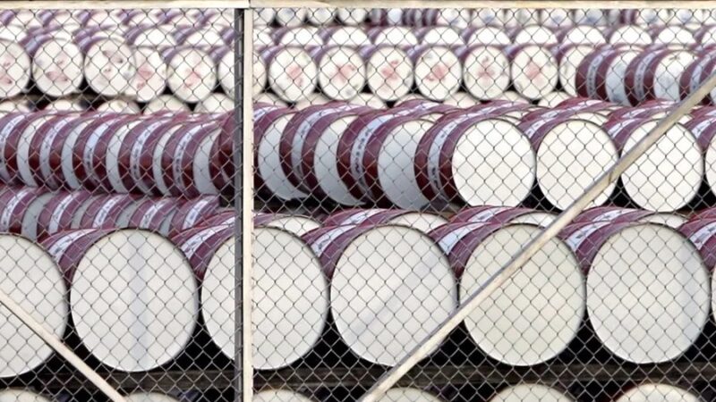 El Precio del Brent Desciende en Medio de Negociaciones de Paz entre EE.UU. e Irán