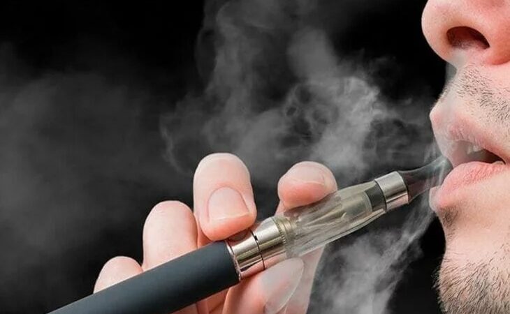 Sociedad de Neumología Apoya Impuestos a Vapeadores y Llama a Estrategia Integral