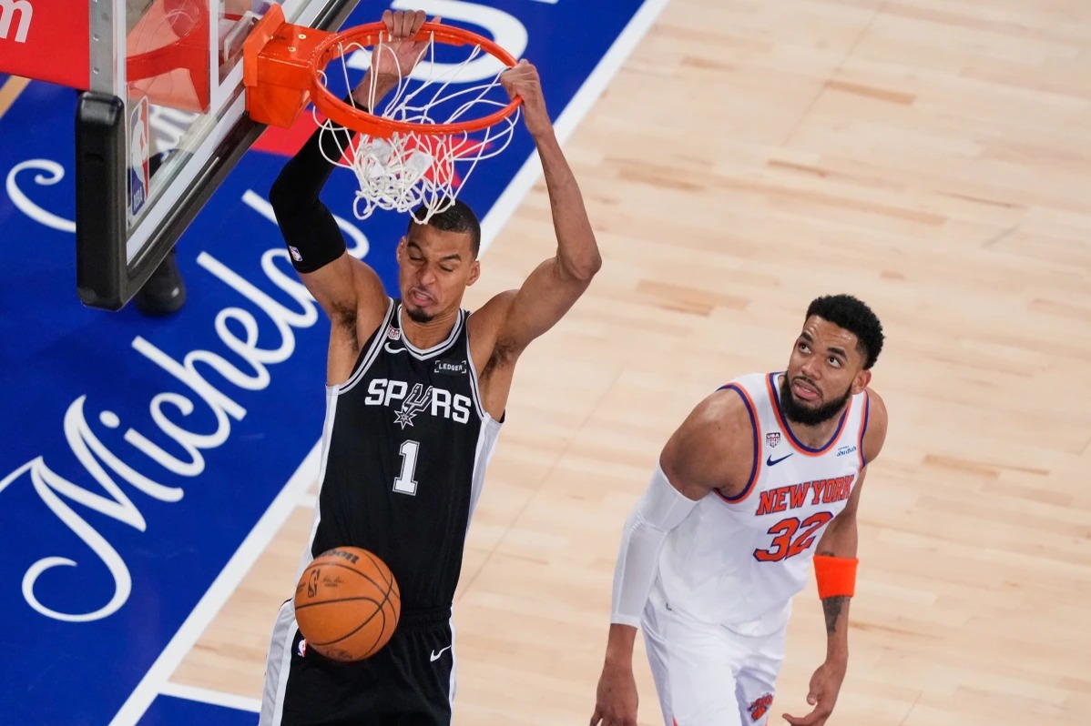 Victor Wembanyama Impulsa a los Spurs a una Victoria Crucial en las Finales de la NBA