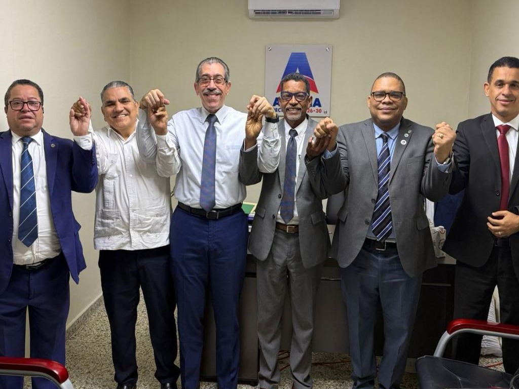 Domingo Regla Olivo Apoya a Juan Toribio Milane para Subdirección Académica en UASD Santiago