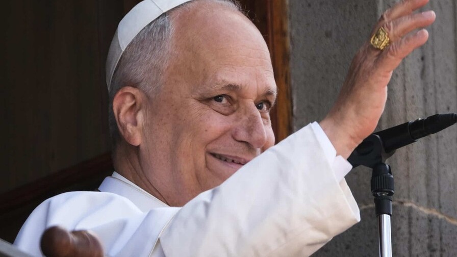 El Papa León XIV Visitará Perú en Noviembre: Anuncio del Presidente Balcázar