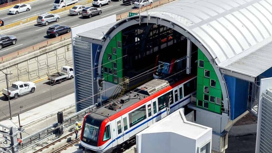 Metro de Santo Domingo Optimiza Ruta de la Línea 2C para Mayor Comodidad