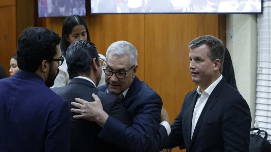 Defensas de exministros Castillo y Peralta cuestionan apelaciones en su contra