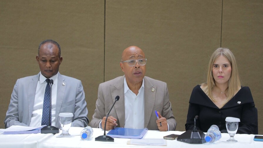 Reformas a la seguridad social: Pacheco aboga por discutir cesantía por separado