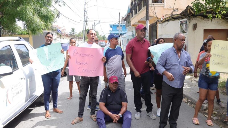 Residentes de Sabana Perdida Exigen Solución a Apagones Persistentes