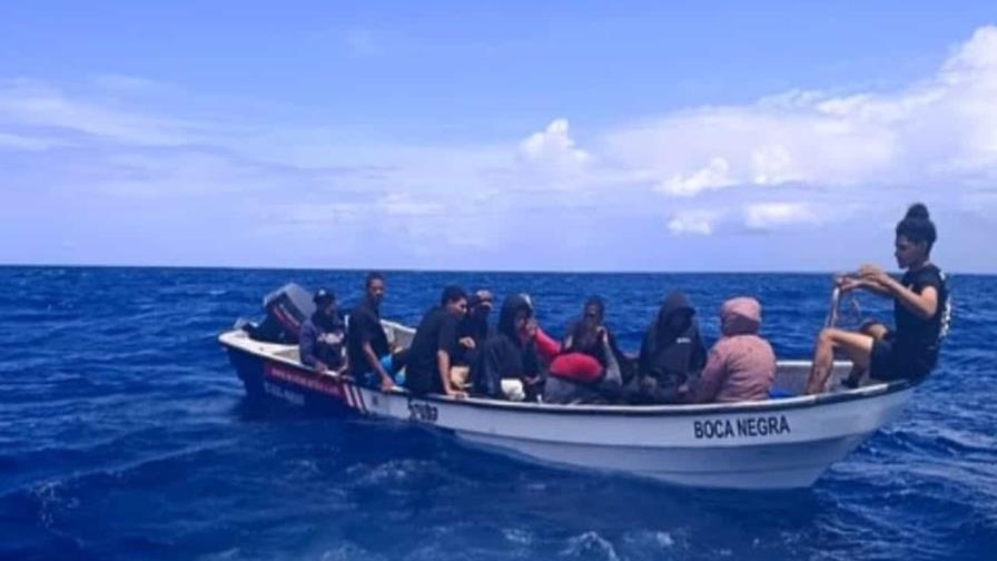 Guardia Costera Repatría a 32 Migrantes a República Dominicana