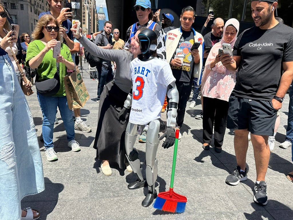 Fiebre por los Knicks: Aficionados llenan Nueva York para el crucial Juego 3 de las Finales de la NBA