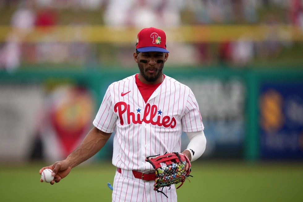 Johan Rojas se someterá a cirugía y se perderá la temporada con los Phillies