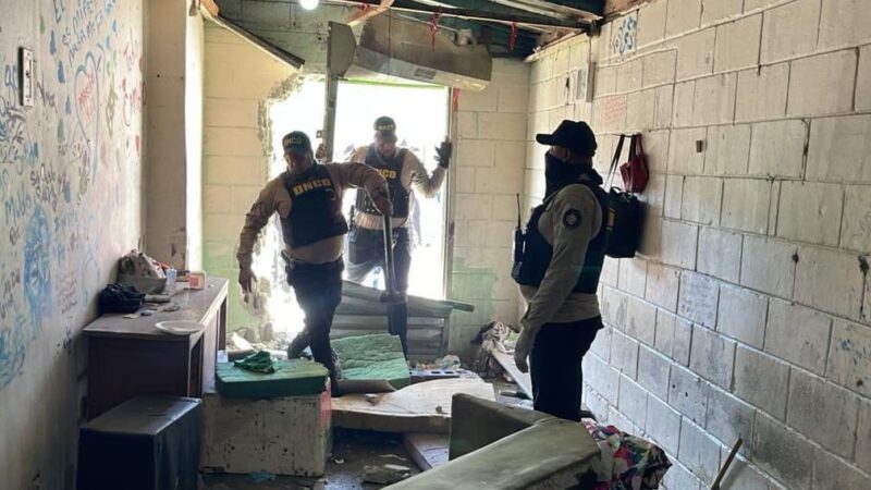 Operativos antidrogas en Santiago resultan en 11 arrestos y decomiso de más de 2,400 gramos de estupefacientes