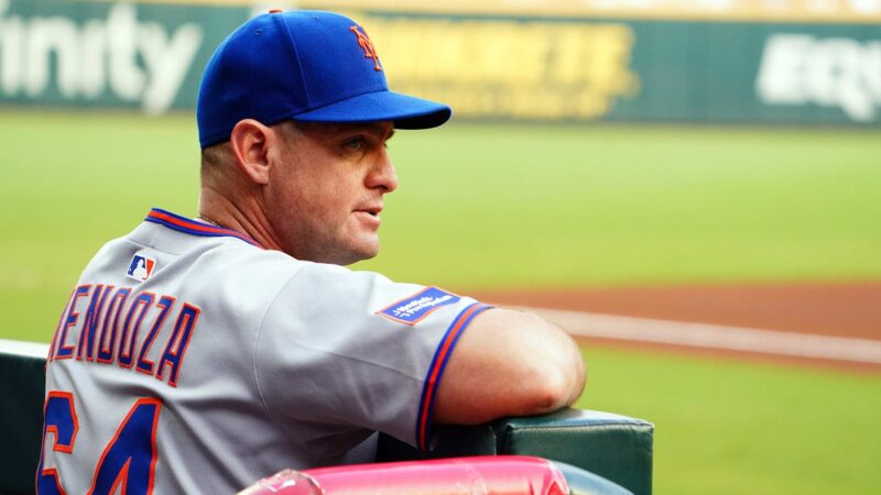 Los Mets de Nueva York Destituyen a su Dirigente Carlos Mendoza