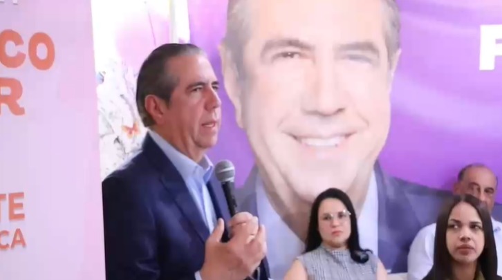 Francisco Javier García Fortalece Apoyo en EE.UU. con Juramentación de Equipos del PLD