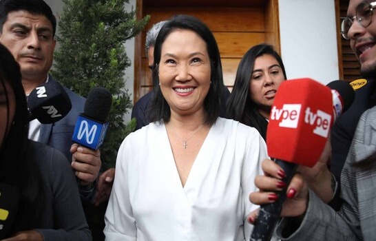 Keiko Fujimori a un Paso de la Presidencia del Perú con Ventaja Mínima