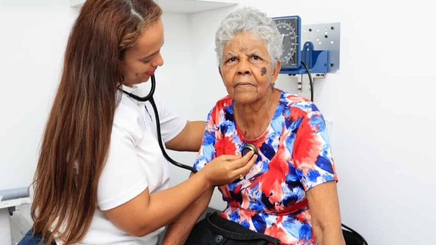 SNS Refuerza Centros de Salud con Nuevo Personal para Ampliar Horarios