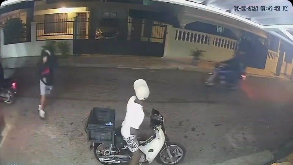 Policía Investiga Asalto a Repartidor en Santo Domingo Este