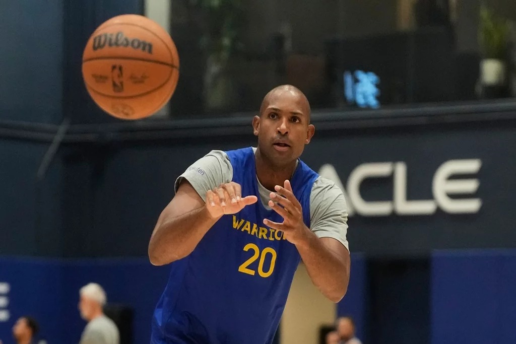 Al Horford Regresa a los Warriors para su Vigésima Temporada en la NBA